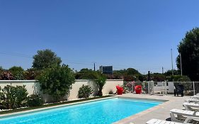 Brit Hotel Salon De Provence