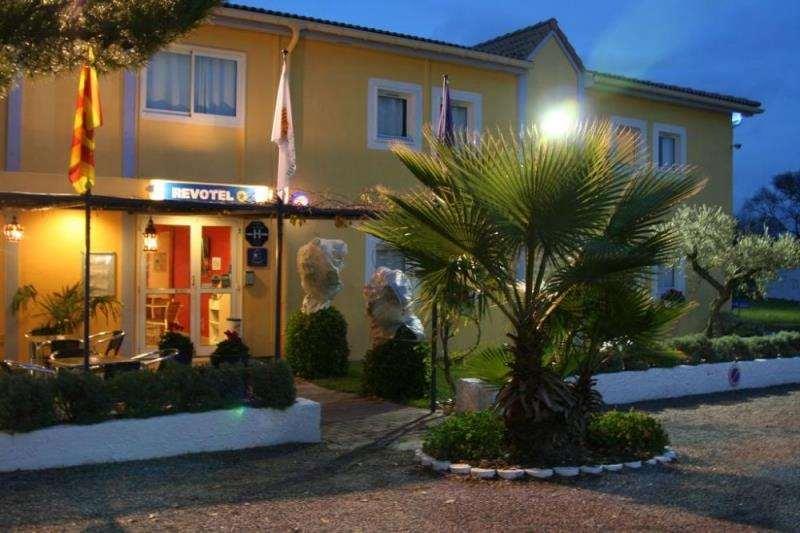 Brit Hotel Salon De Provence Экстерьер фото