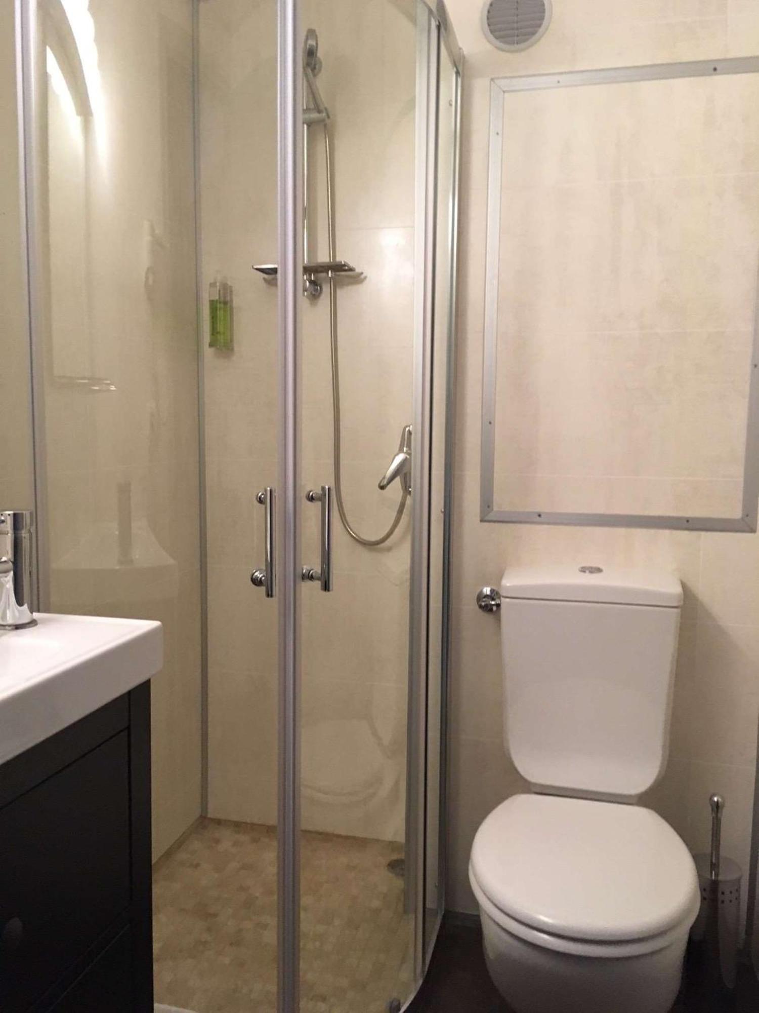 Brit Hotel Salon De Provence Экстерьер фото